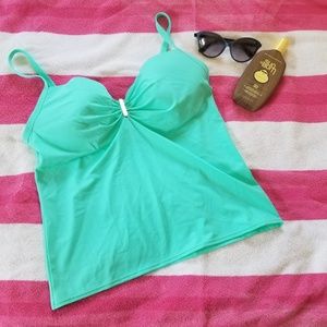 Victoria's Secret tankini swim suit top